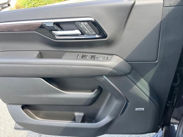 new 2025 Chevrolet Tahoe car, priced at $79,590