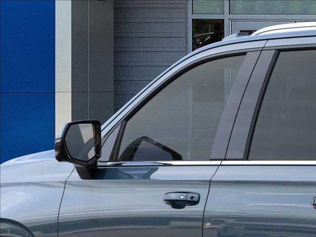 new 2025 Chevrolet Suburban car