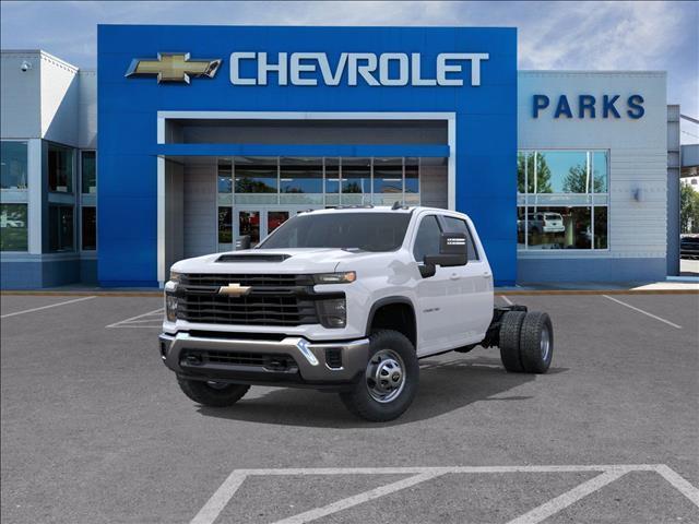 new 2025 Chevrolet Silverado 3500 car, priced at $69,965