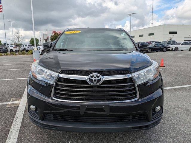 used 2016 Toyota Highlander car, priced at $16,582