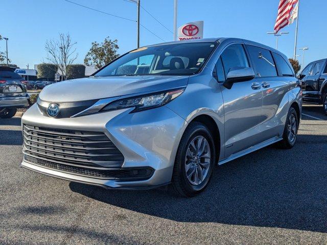 used 2021 Toyota Sienna car, priced at $31,981