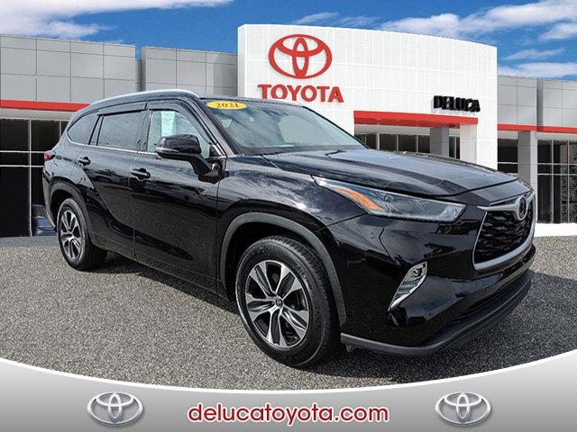 used 2021 Toyota Highlander car, priced at $28,981