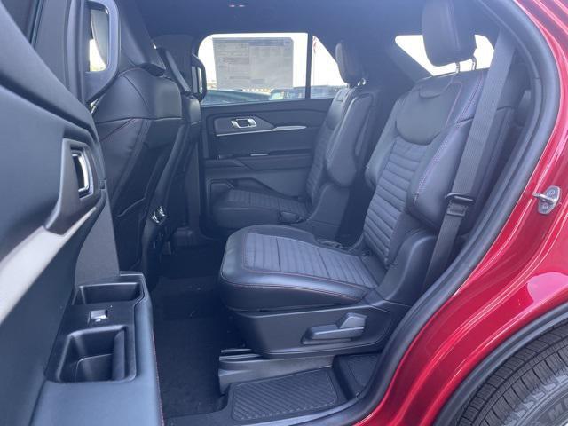 new 2025 Ford Explorer car, priced at $48,564