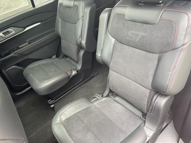 new 2025 Ford Explorer car, priced at $62,404