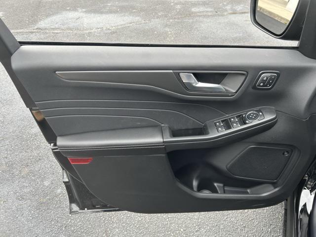 new 2025 Ford Escape car, priced at $32,903