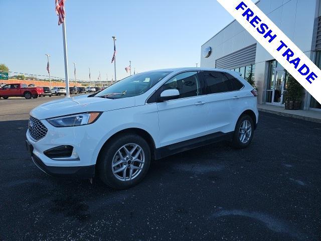 used 2024 Ford Edge car, priced at $24,990