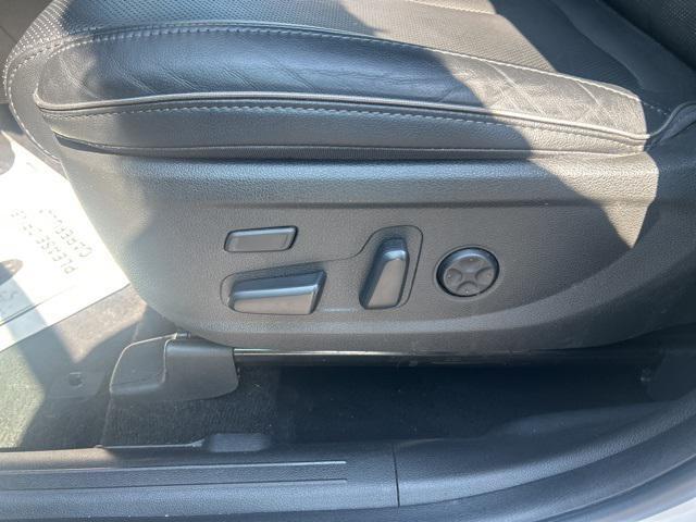 used 2023 Hyundai Santa Fe car, priced at $24,084