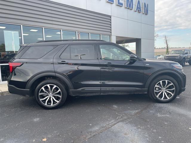 used 2025 Ford Explorer car, priced at $44,490