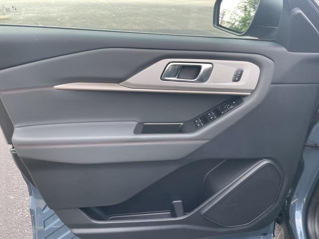 new 2025 Ford Explorer car, priced at $50,309