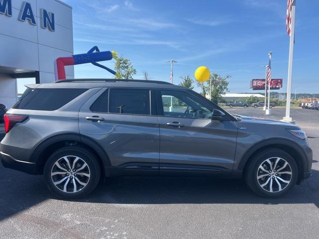 new 2025 Ford Explorer car, priced at $48,014