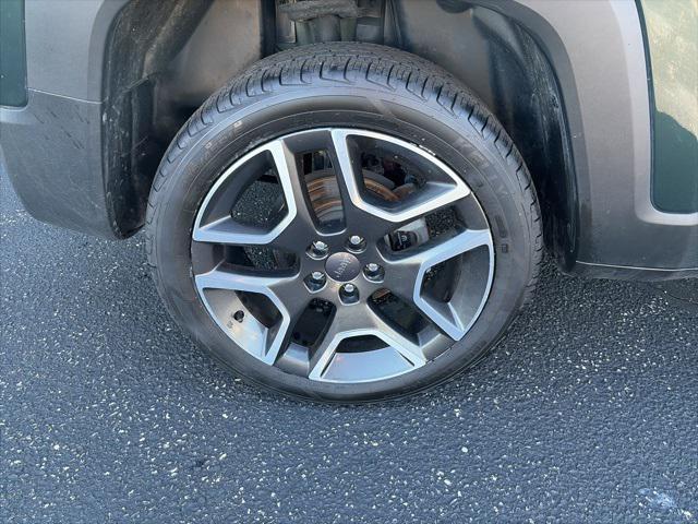 used 2021 Jeep Renegade car, priced at $16,490