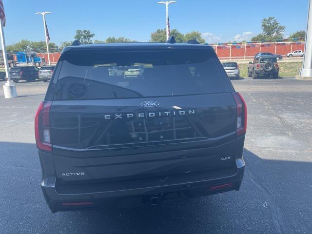 new 2025 Ford Expedition Max car, priced at $75,624