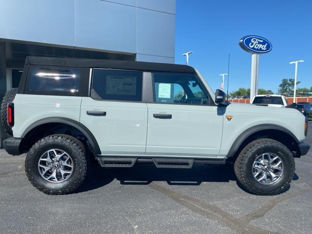 new 2024 Ford Bronco car, priced at $56,339