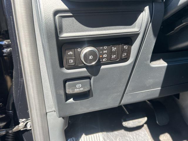 new 2025 Ford F-150 car, priced at $61,784