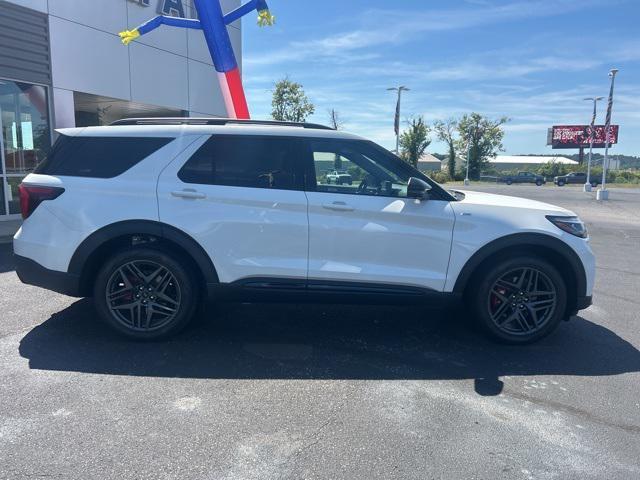 new 2025 Ford Explorer car, priced at $52,969