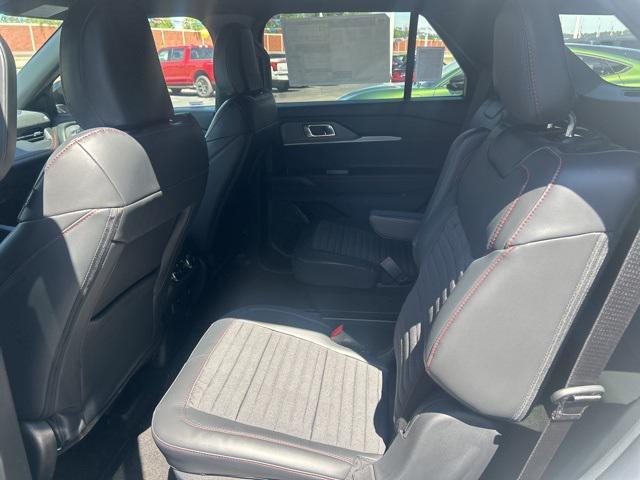 new 2025 Ford Explorer car, priced at $52,969