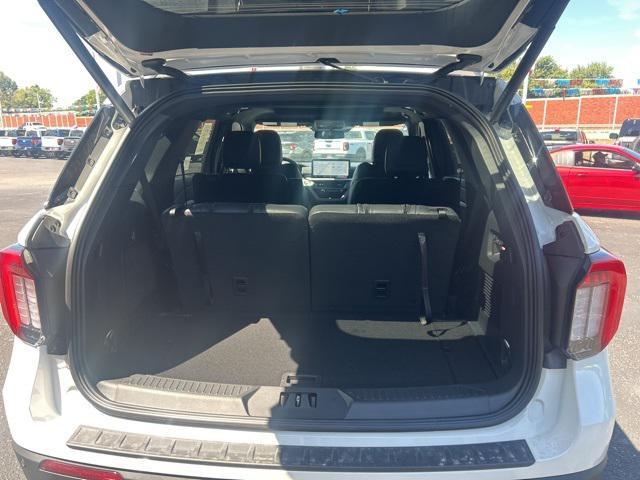 new 2025 Ford Explorer car, priced at $52,969