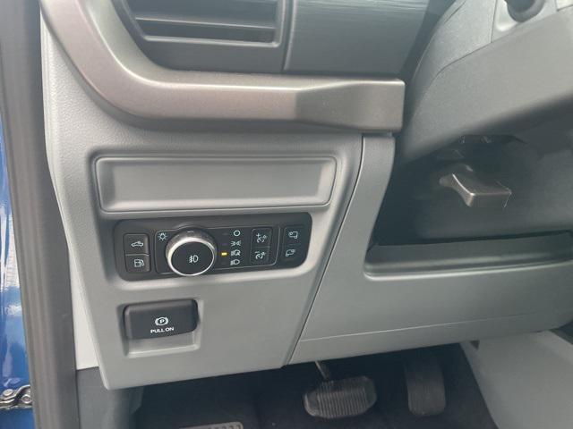 new 2025 Ford F-150 car, priced at $61,684