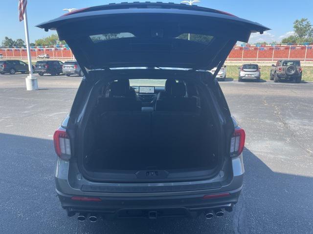 new 2025 Ford Explorer car, priced at $60,759
