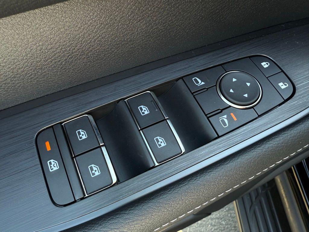 new 2025 Nissan Armada car, priced at $60,480