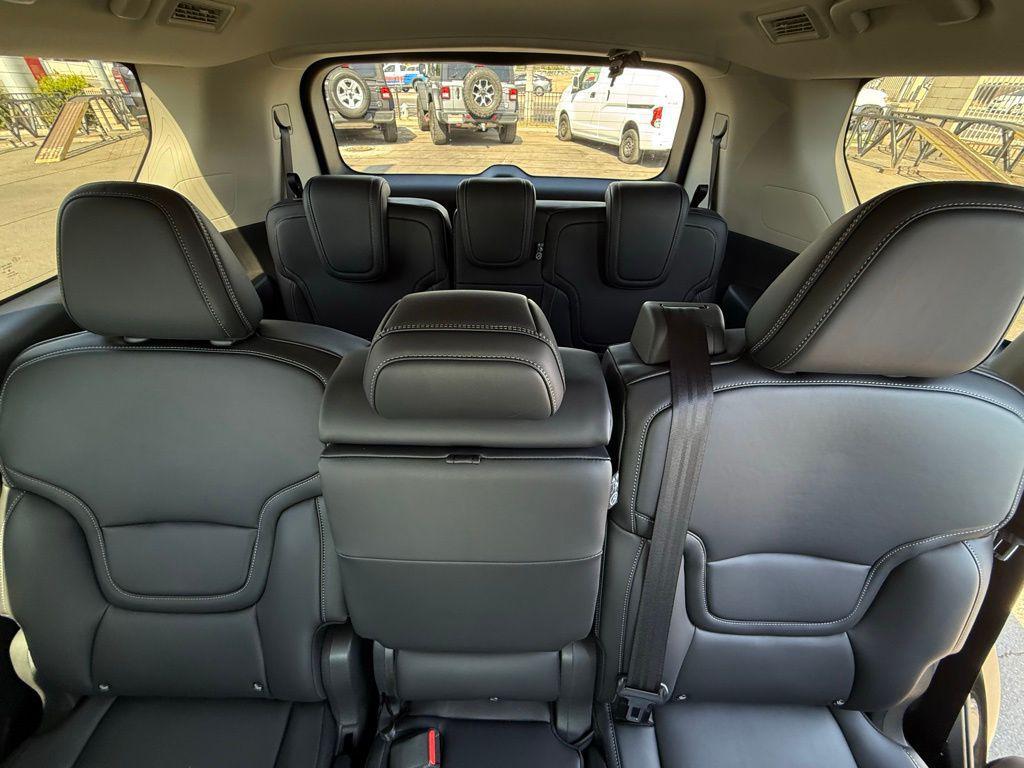 new 2025 Nissan Armada car, priced at $60,480