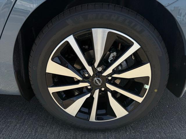 new 2025 Nissan Sentra car, priced at $27,575