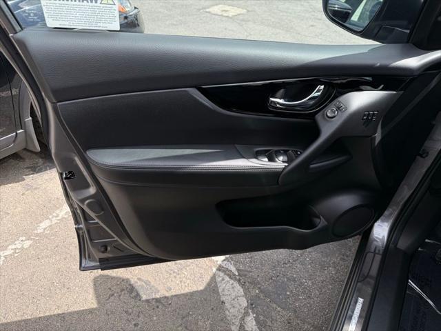 used 2022 Nissan Rogue Sport car, priced at $22,758