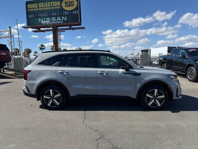 used 2022 Kia Sorento car, priced at $31,849