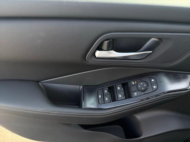 new 2025 Nissan Rogue car, priced at $32,025