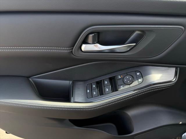new 2025 Nissan Rogue car, priced at $34,025