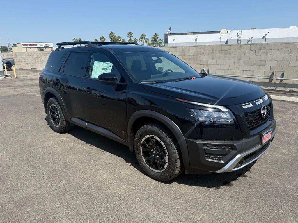 new 2025 Nissan Pathfinder car, priced at $46,675