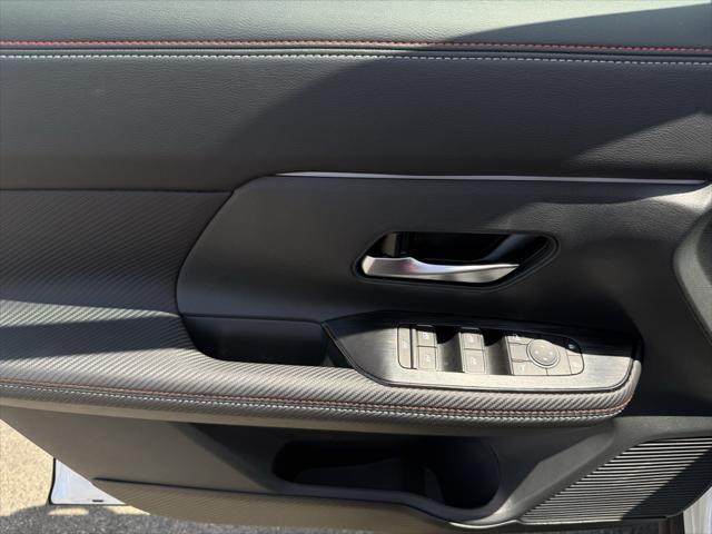 new 2025 Nissan Kicks car, priced at $29,285