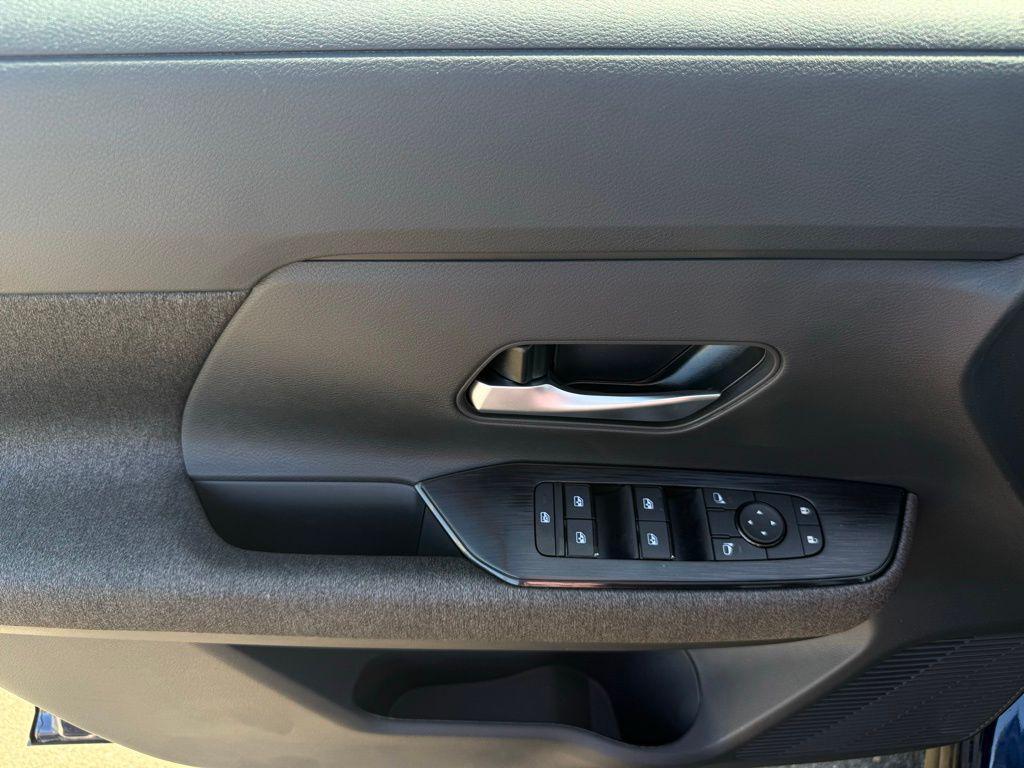 new 2025 Nissan Kicks car, priced at $25,860