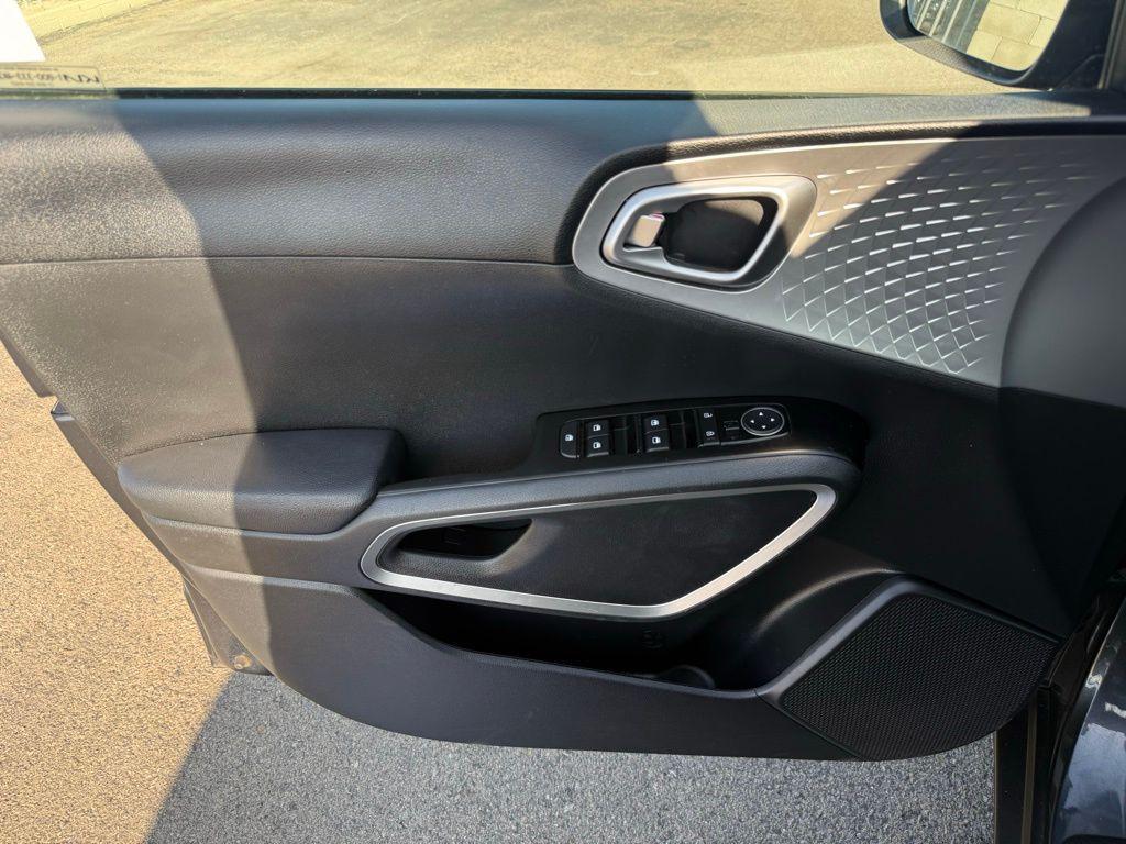 used 2023 Kia Soul car, priced at $17,863