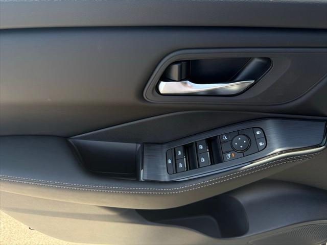 new 2025 Nissan Rogue car, priced at $33,385