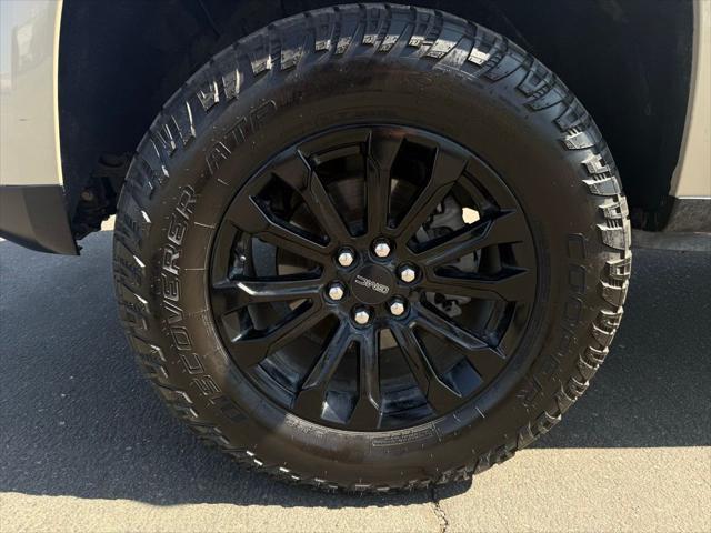 used 2022 GMC Canyon car, priced at $27,993