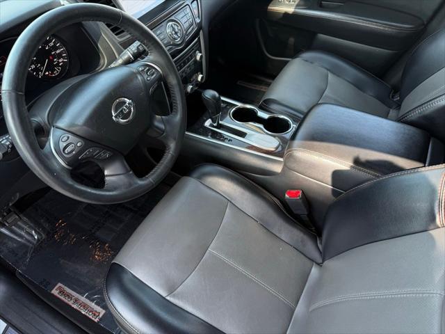 used 2020 Nissan Pathfinder car, priced at $18,995