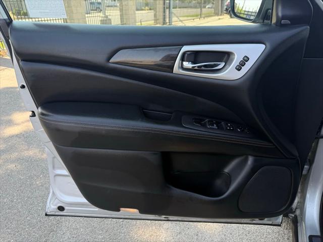 used 2020 Nissan Pathfinder car, priced at $18,995