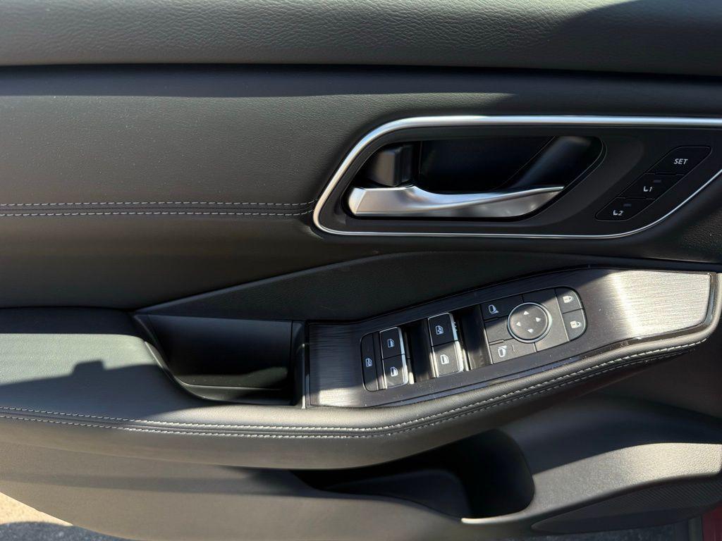 new 2025 Nissan Rogue car, priced at $39,837