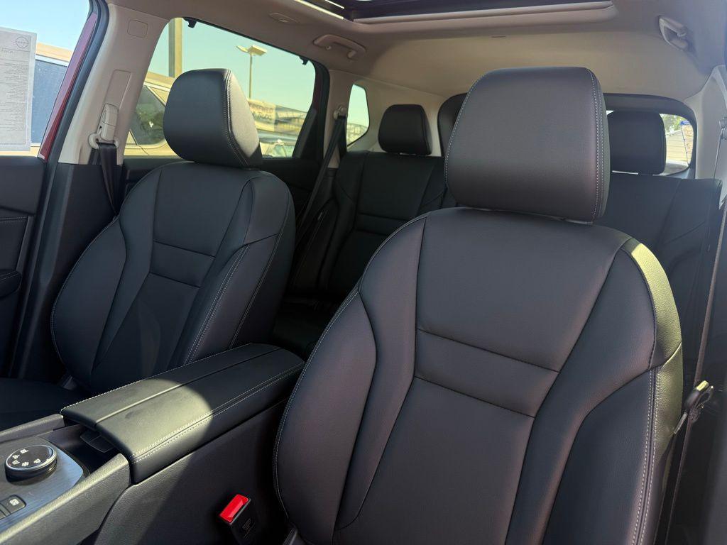 new 2025 Nissan Rogue car, priced at $43,275