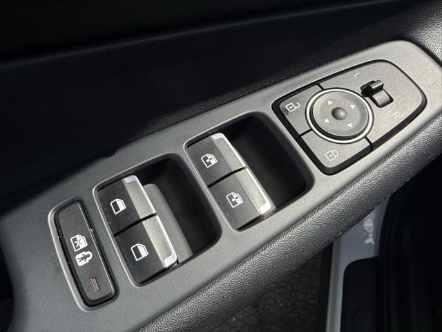 used 2022 Hyundai Santa Fe car, priced at $26,995