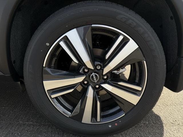 new 2025 Nissan Rogue car, priced at $38,450