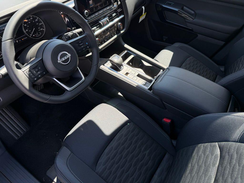 new 2025 Nissan Pathfinder car, priced at $35,711