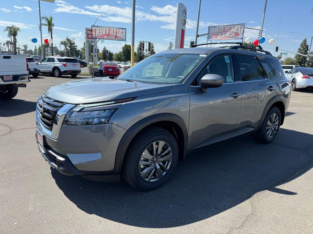 new 2025 Nissan Pathfinder car, priced at $35,711