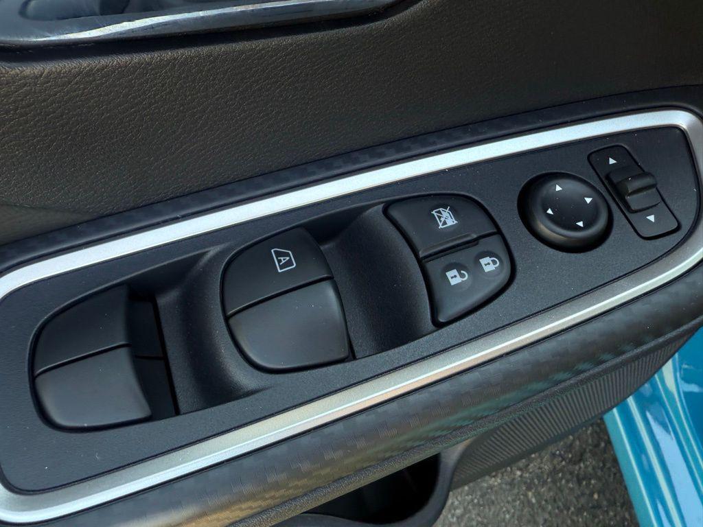 new 2025 Nissan Versa car, priced at $21,781