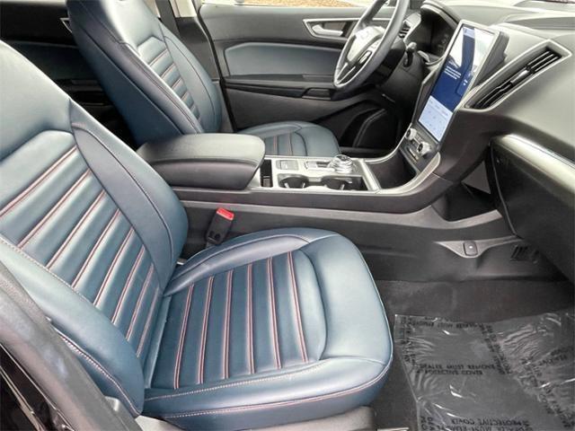 used 2023 Ford Edge car, priced at $40,000