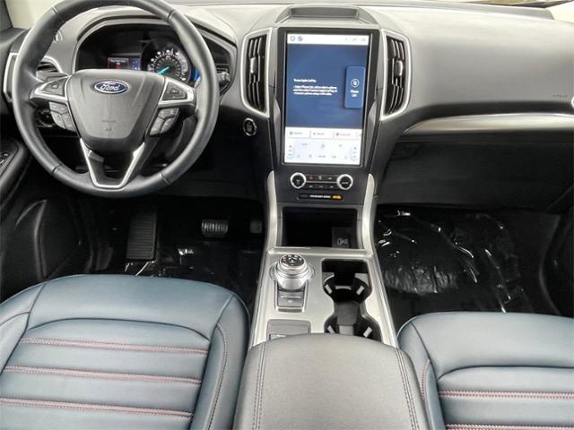 used 2023 Ford Edge car, priced at $40,000