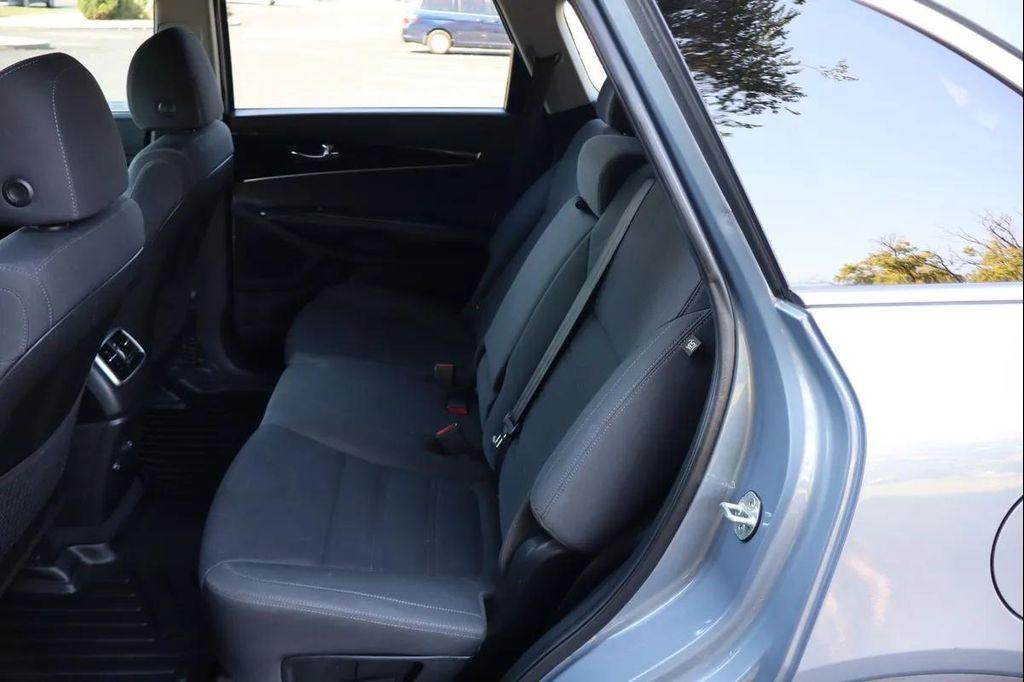 used 2020 Kia Sorento car, priced at $15,999