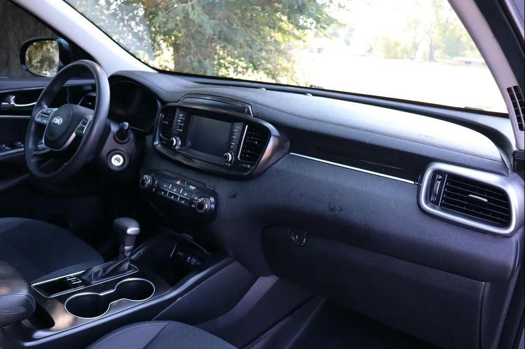 used 2020 Kia Sorento car, priced at $15,999