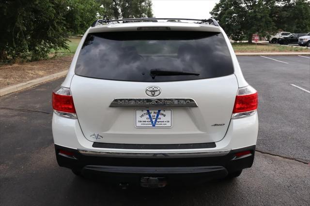 used 2013 Toyota Highlander car, priced at $13,999